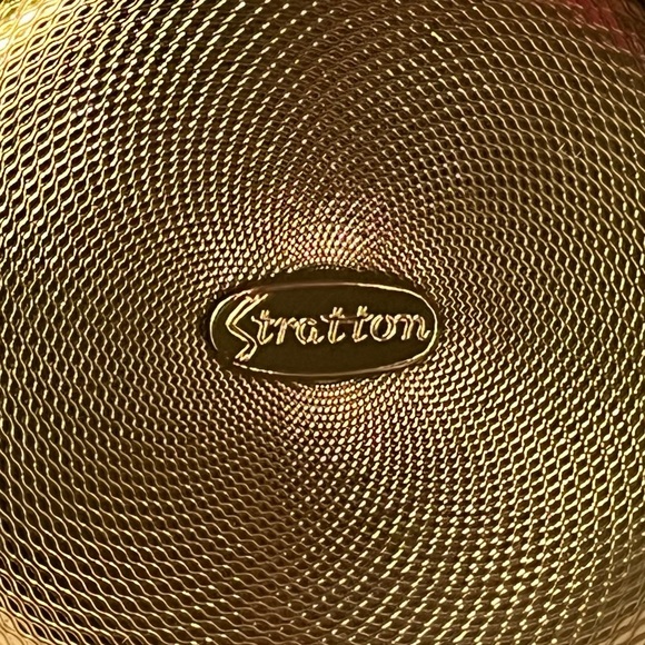 1950s VTG Stratton England Compact Mirror w/ Peacock + Flowers on Black Enamel - Picture 9 of 14